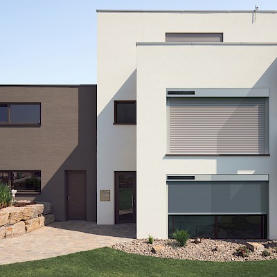 WAREMA Vorbau-Markise easyZIP mit Solar-Antrieb